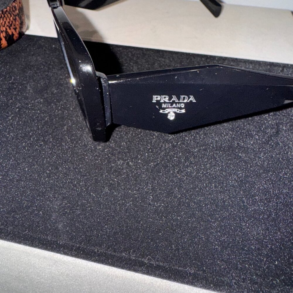 Prada Black Sunglasses - Picture 2 of 8
